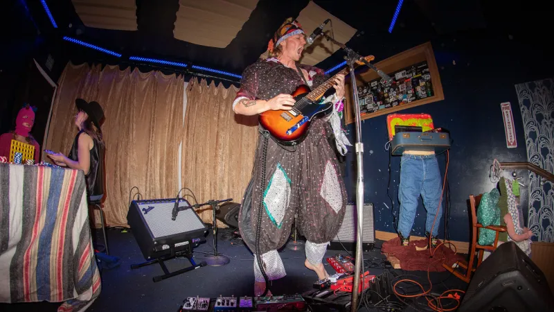 OAF embraces indie-rock esoterica on debut EP 'Dungeon'