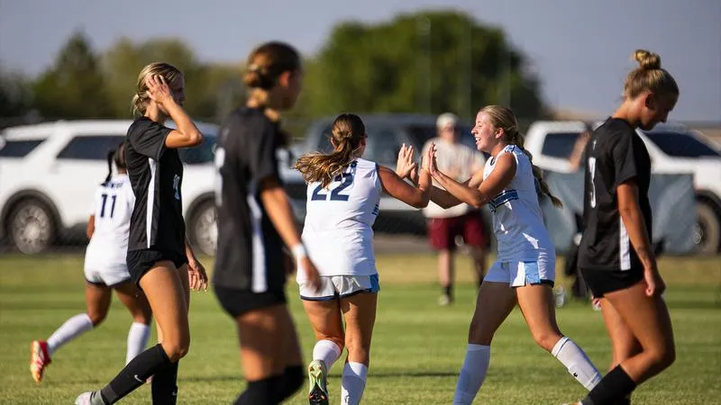 Complete Team Effort Leads Bulldogs Past Newman