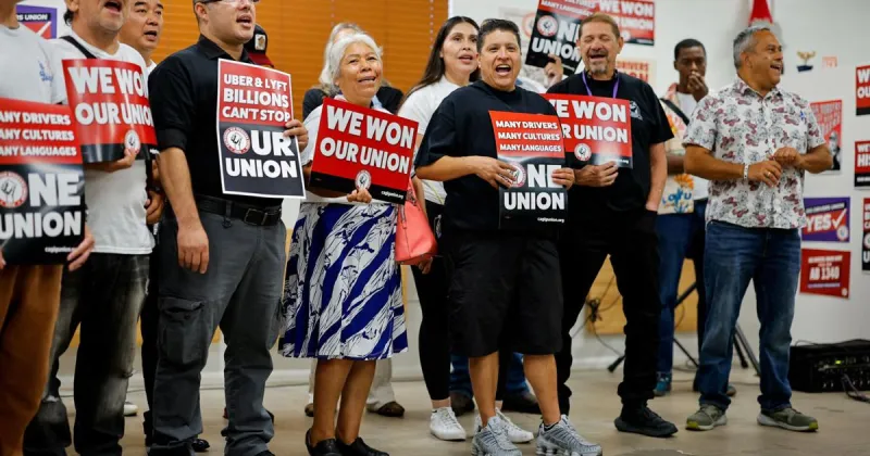 Trump's policies make Democrats best for workers | David Madland and Aurelia Glass