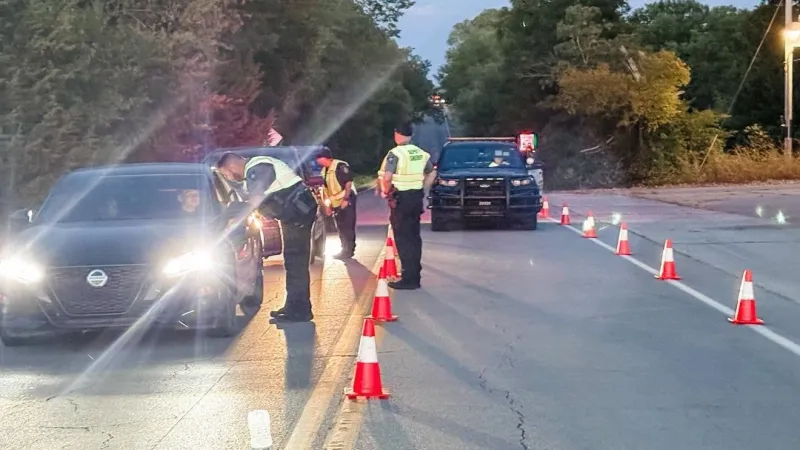 Police: DUI checkpoint leads to 6 arrests, child endangerment charges