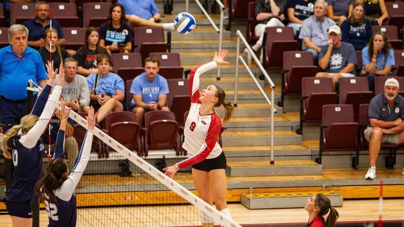 Volleyball Comes Up Short in Home Opener