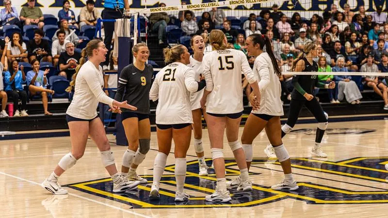 Bronchos Claim Two Wins in MIAA/GAC Crossover