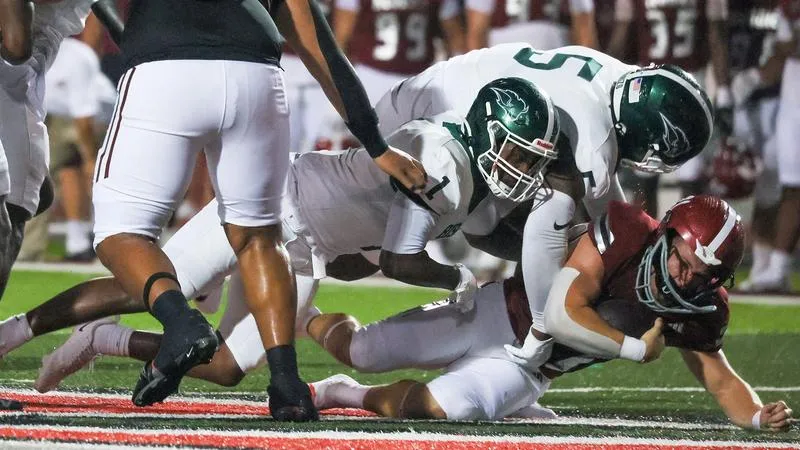 Reddies Turn Early Bison Turnovers into Decisive Victory