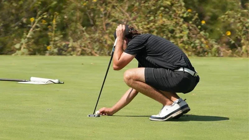 Men's Golf Finishes Tied for Third at The Dewsweeper