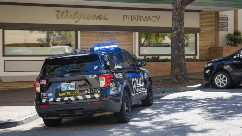 Tulsa Police arrest suspect accused of robbing Walgreens pharmacy at Utica Square