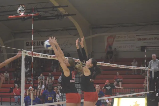 Ranger Volleyball Falls in Energetic Four Set Battle to Southeastern