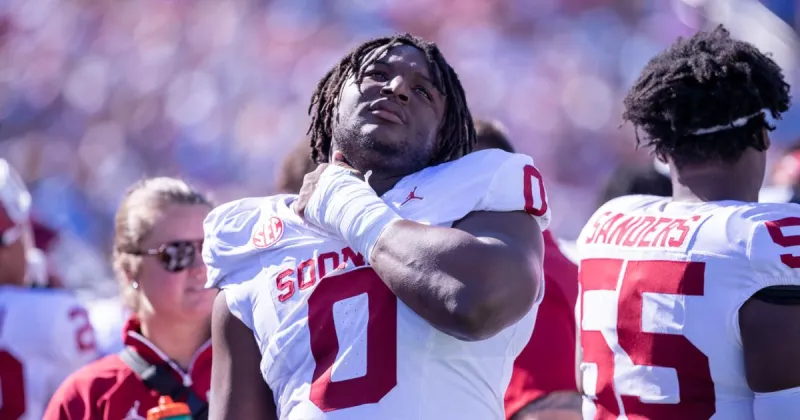 OU defensive lineman David Stone suffers injury in practice