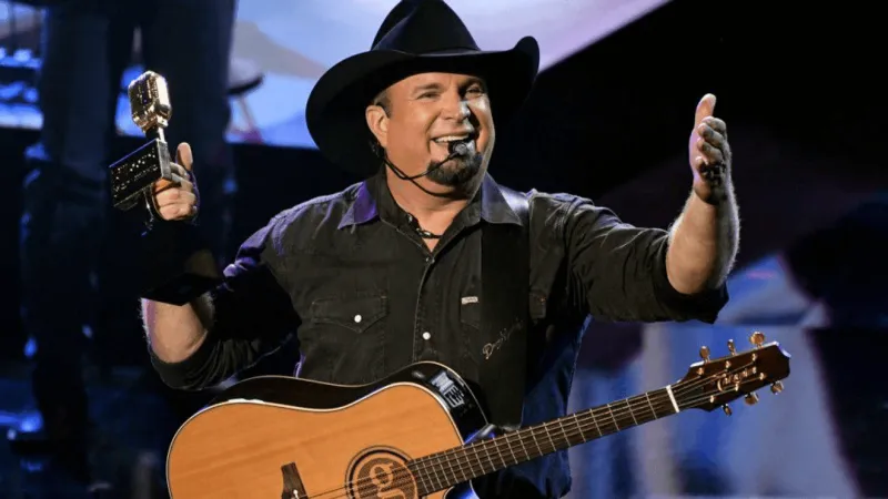 Garth Brooks announces three shows for the BOK Center in October