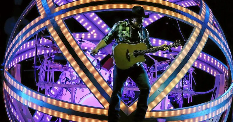 Garth Brooks announces three shows at BOK Center