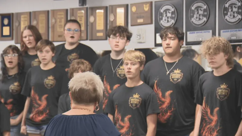 Lexington show choir chosen for White House Christmas performance, raising funds for trip