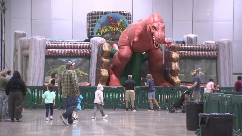 Jurassic Quest brings life-sized dinosaurs and prehistoric fun to Tulsa
