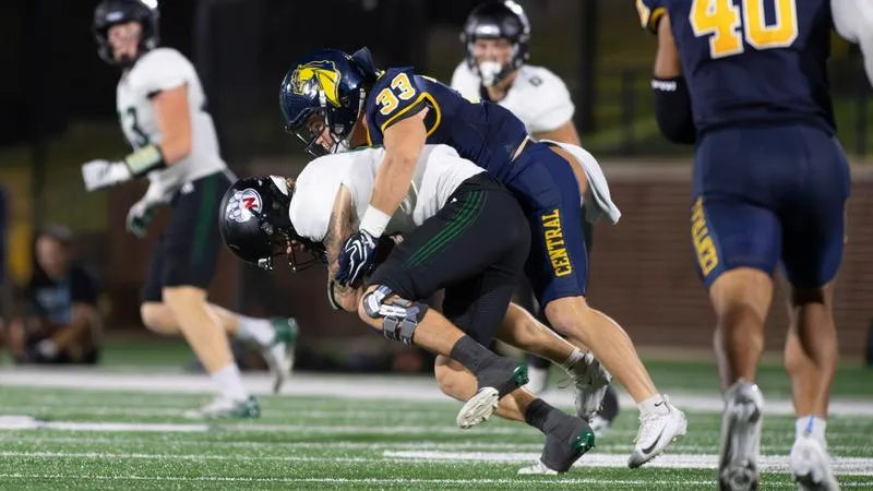 Bronchos, Mules, Clash In Warrensburg