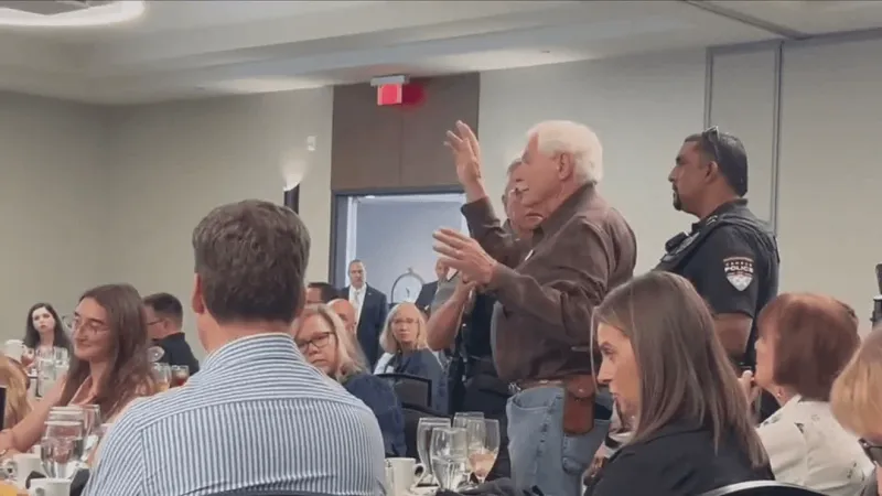 Former Edmond mayor escorted out after heated exchange with DHS Secretary Mullin