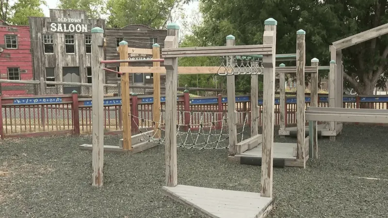Sapulpa's Heritage Park playground closed after city finds wooden structure unsafe