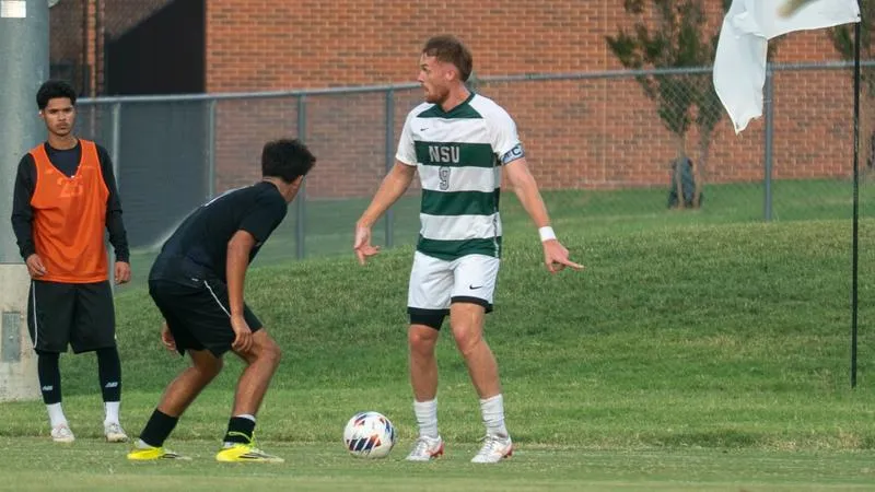 RiverHawks Fall to Ouachita Baptist at Home