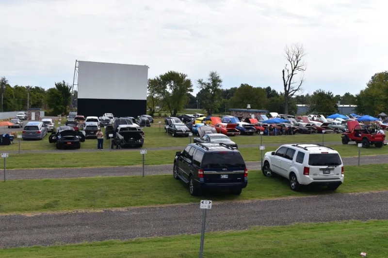 TeePee Grand Prix: Route 66 Association's Centennial Car Show Held at Drive-In