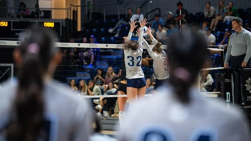Tigers Rally Past Bulldogs in Five Sets