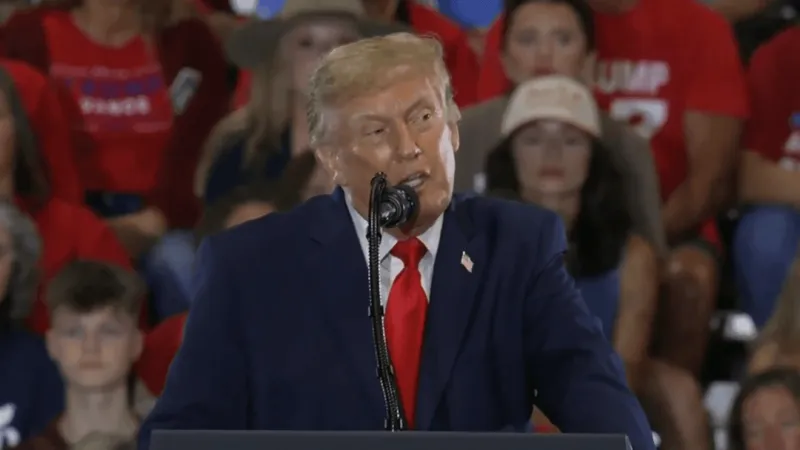 Trump visits Durant for midterm rally backing Mike Mazzei and other Oklahoma Republicans