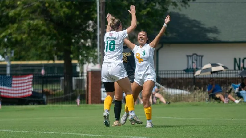 Tran's Goal Lifts RiverHawks Past Rogers State