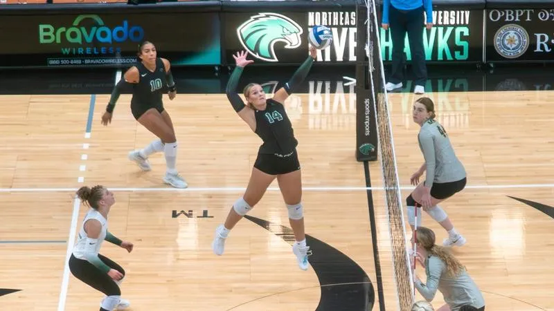 Volleyball Falls to Nebraska-Kearney in Three Sets
