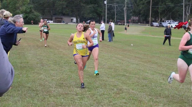 Cross Country Places 25th in Loaded Field at the Chili Pepper