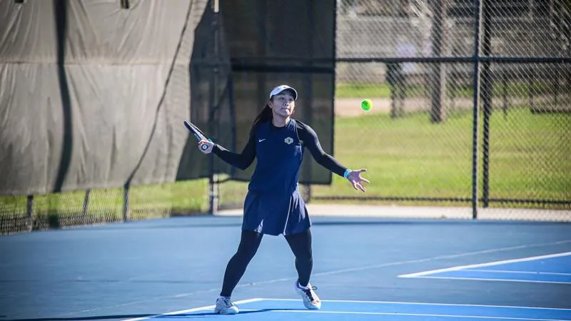 Hasegawa, Hibbets, Win At Washburn