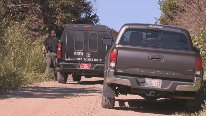 One dead, one sent to hospital following fight between two delivery workers