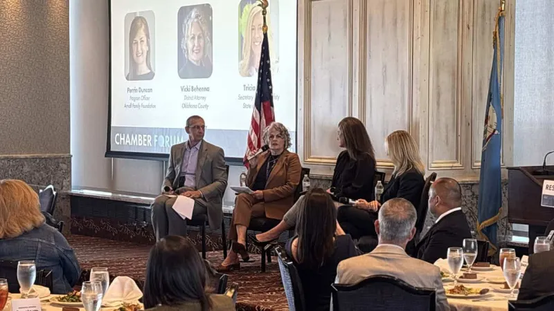 Chamber forum hypes better conditions, moneymaking potential of new jail