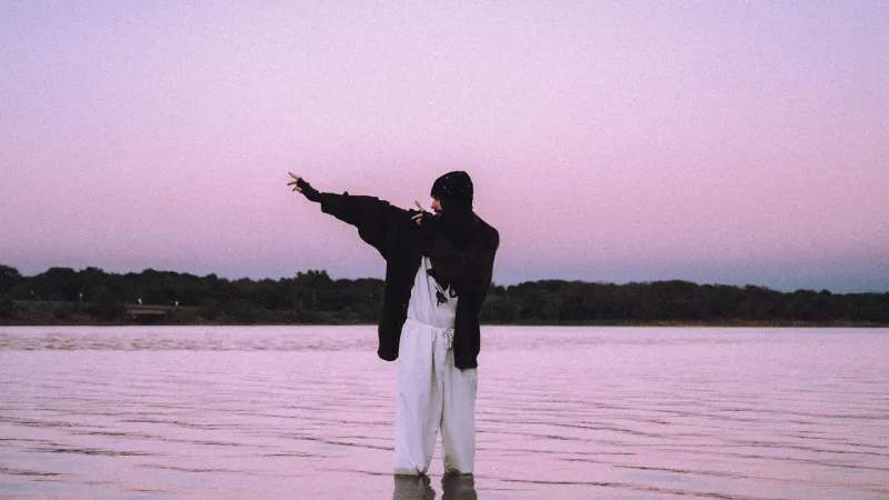 S. Reidy gets vulnerable, asks tough questions on standout new album