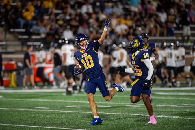 Central Visits Emporia In Week 7