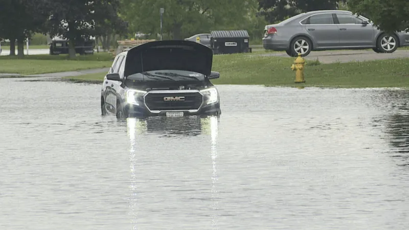 Heavy rain floods roads in Kingfisher; drivers urged to use extreme caution