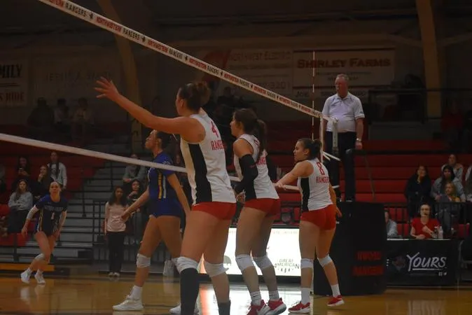 Rangers Fall to Muleriders in Tough Five Set Battle