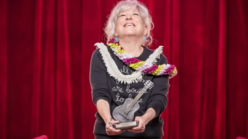 Bette Midler accepts 2026 Woody Guthrie Prize, joined by Bryan Andrews in Tulsa