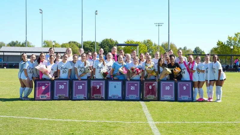 Senior Day Shutout, Eagles Blank Falcons 3-0