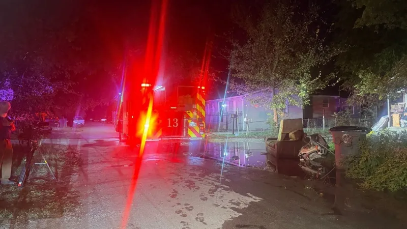 1 dead after west Tulsa trailer fire
