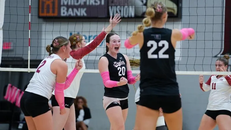 Jenna McClure Named LSC Freshman of the Week