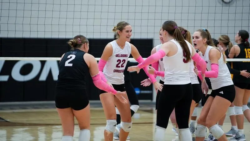 Jones Reaches 1,000 Digs as Eagles Sweep Cameron for Fifth Straight Win