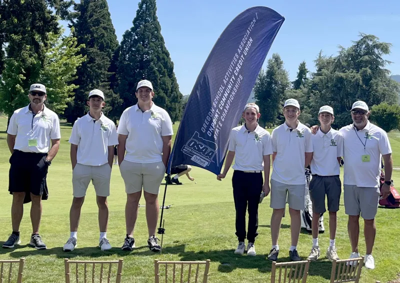 East Linn boys win first-ever trophy in state golf; Knurowski seventh