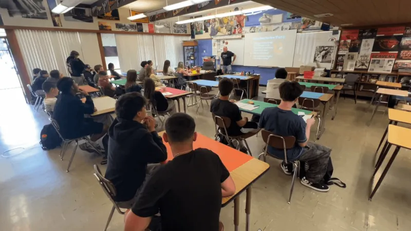 Is Oregon's classroom cell phone ban working?