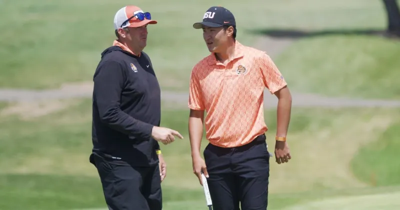 Oregon State golf coach Jon Reehoorn steps down