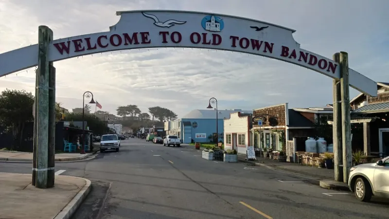 Bandon School Board appoints two members, starts search for interim superintendent