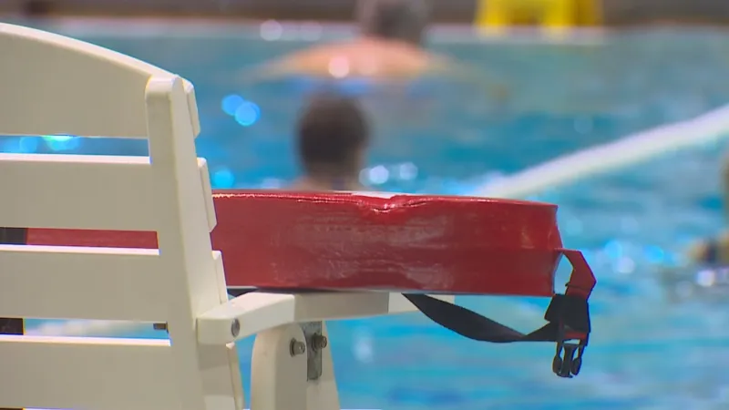Oregon pool rule shift would let under-14s swim without required adult supervision