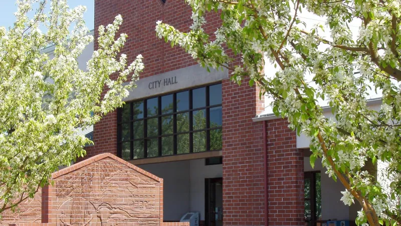 Bend approves climate pollution fee in 4-1 vote