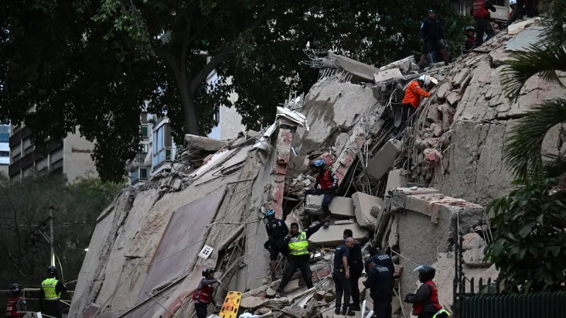 The death toll is rising after major Venezuelan earthquakes topple many buildings