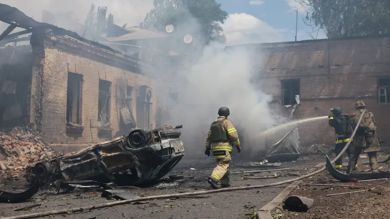 Ukraine unleashes one of its heaviest drone bombardments, as Russia strikes Ukraine