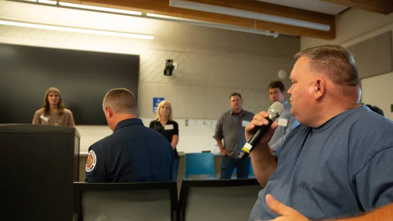 Pacific Power holds town hall after frequent power outages in Central Oregon