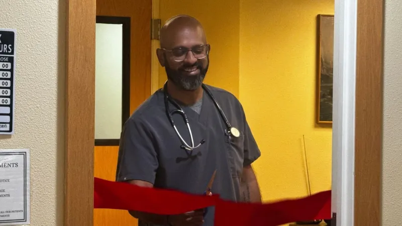 New Coos Bay clinic brings kidney specialty care closer to South Coast patients