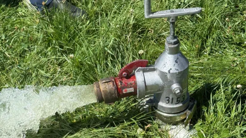 Klamath County Fire District 1 trains on rural water supply when hydrants aren't available