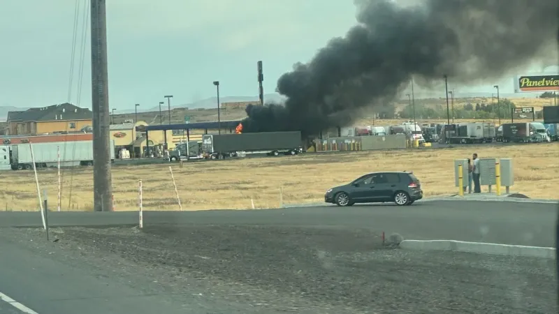 Semi-truck fire spreads to Hermiston gas station canopy