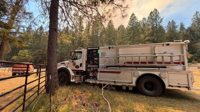 Smoke from Oregon's East Evans Creek Fire reaches Seattle